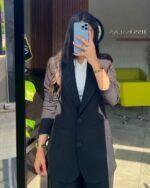 Essential Chic Blazer - Image 11