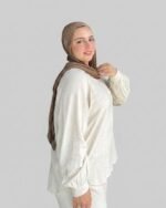 Classic Linen Blouse - Image 3
