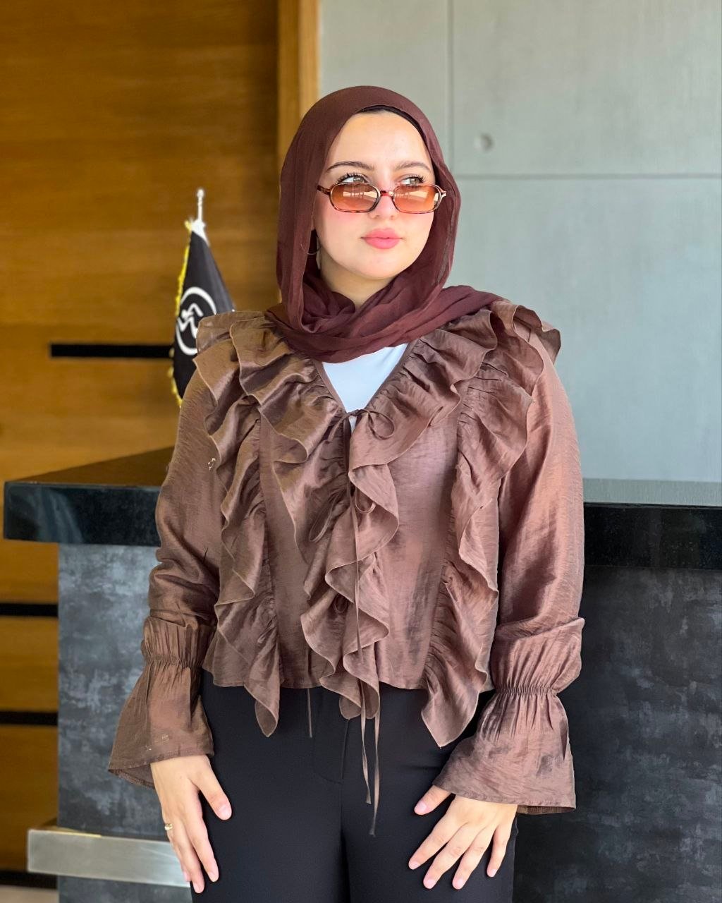 32348833-fb7f-43c5-a60d-fa1a924e31a4 بلوزة فولان أنيقة - الصورة 1