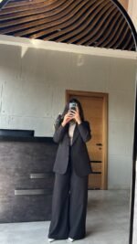 T.R Linen Pinstripe Trousers - Image 5