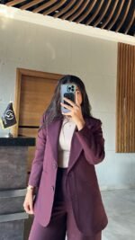 Pinstriped T.R Linen Blazer - Image 2
