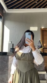 Autumn Fitted T.R Dress - Image 8