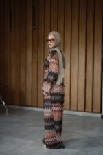 Two-Piece Autumn Suit - Image 5
