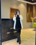 Chic Pleated Knit Skirt - Image 2