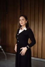 A Classic & Elegant Dress - Image 4