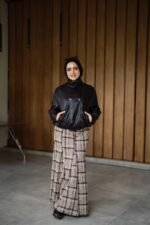 Classic Patterned Winter Skirt - Image 2